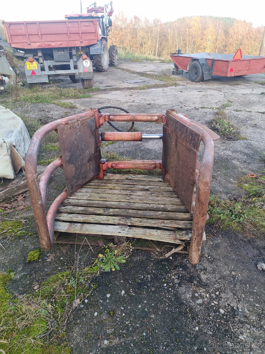 Klešťe na kulaté baliky - 2