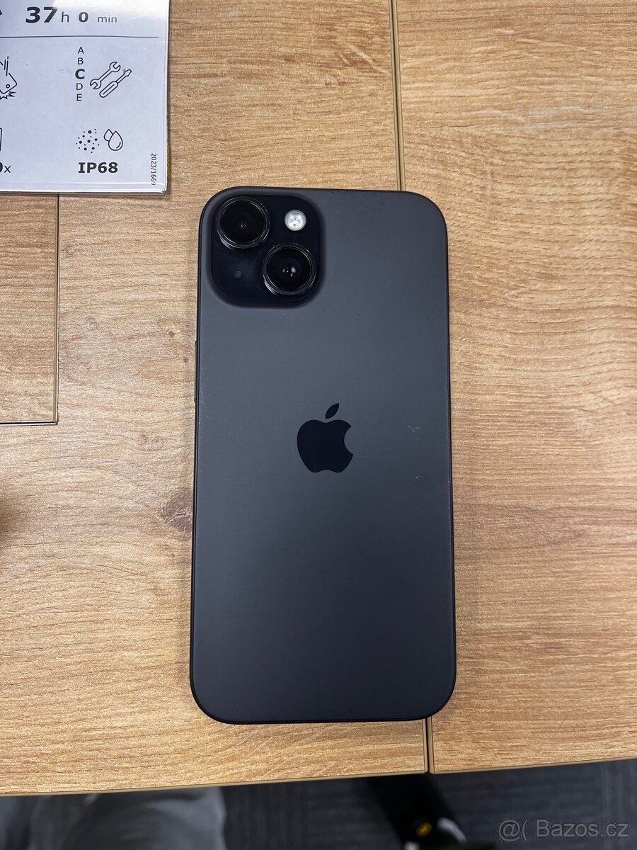 iPhone 15 - 2