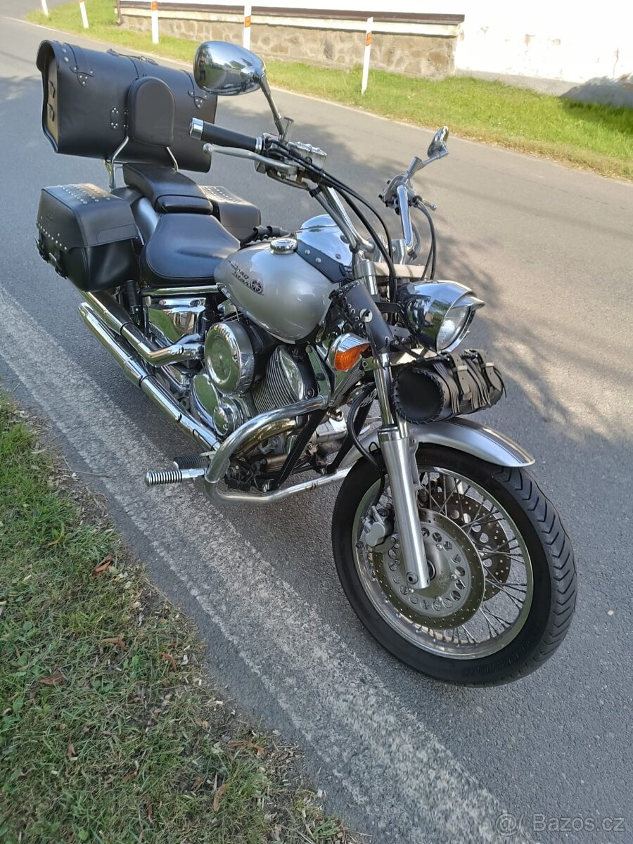 Yamaha xvs 1100 Dragstar - 2