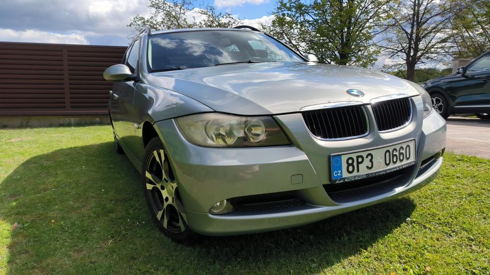 BMW E91 (touring), 318i - 2