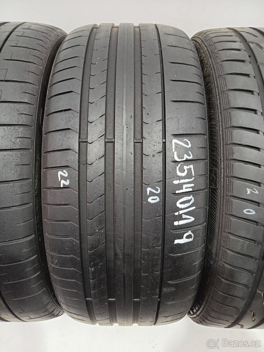2ks letní pneu 235/40/19 Pirelli - 2