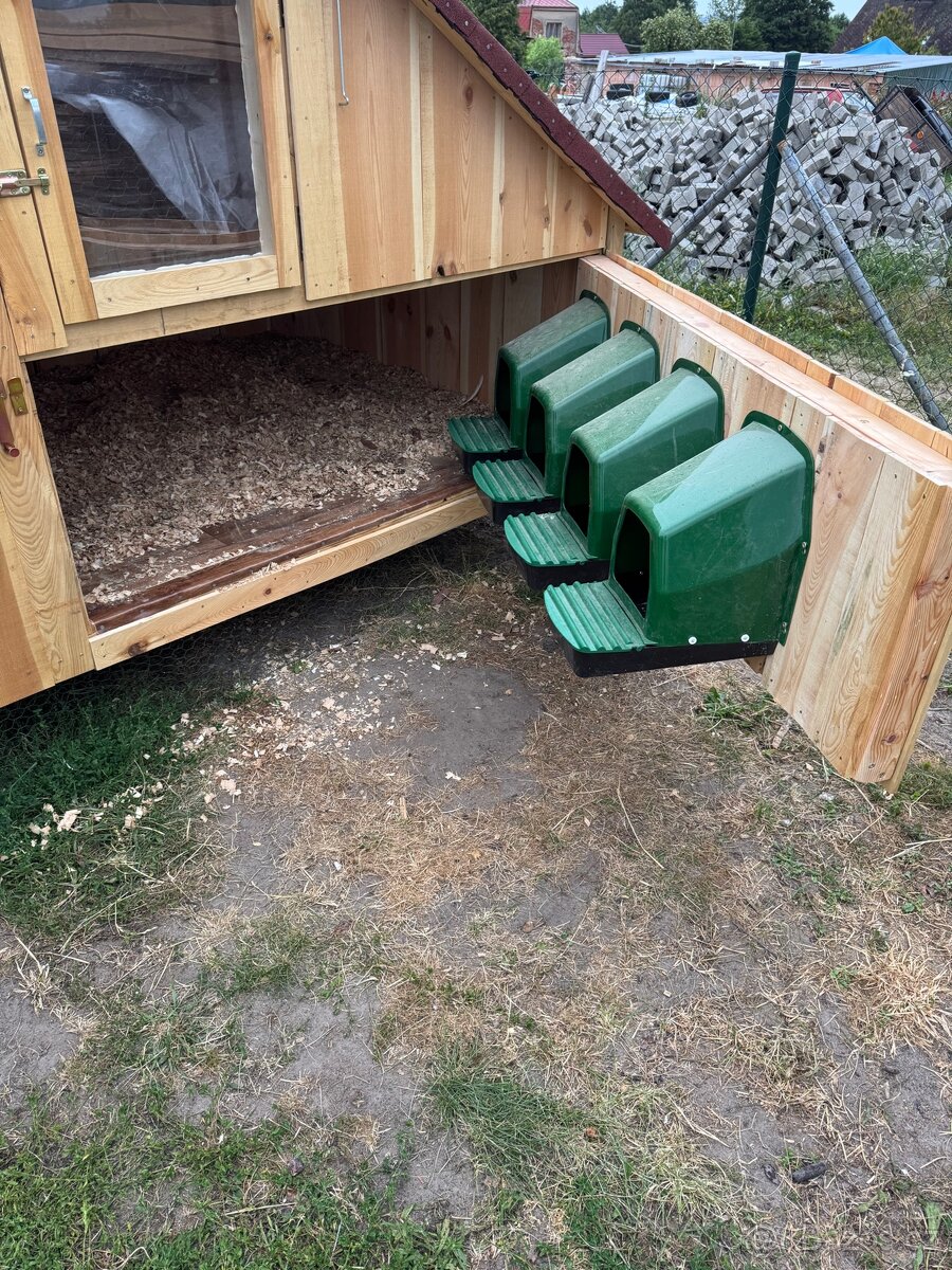 Zateplený kurník pro slepice - 2