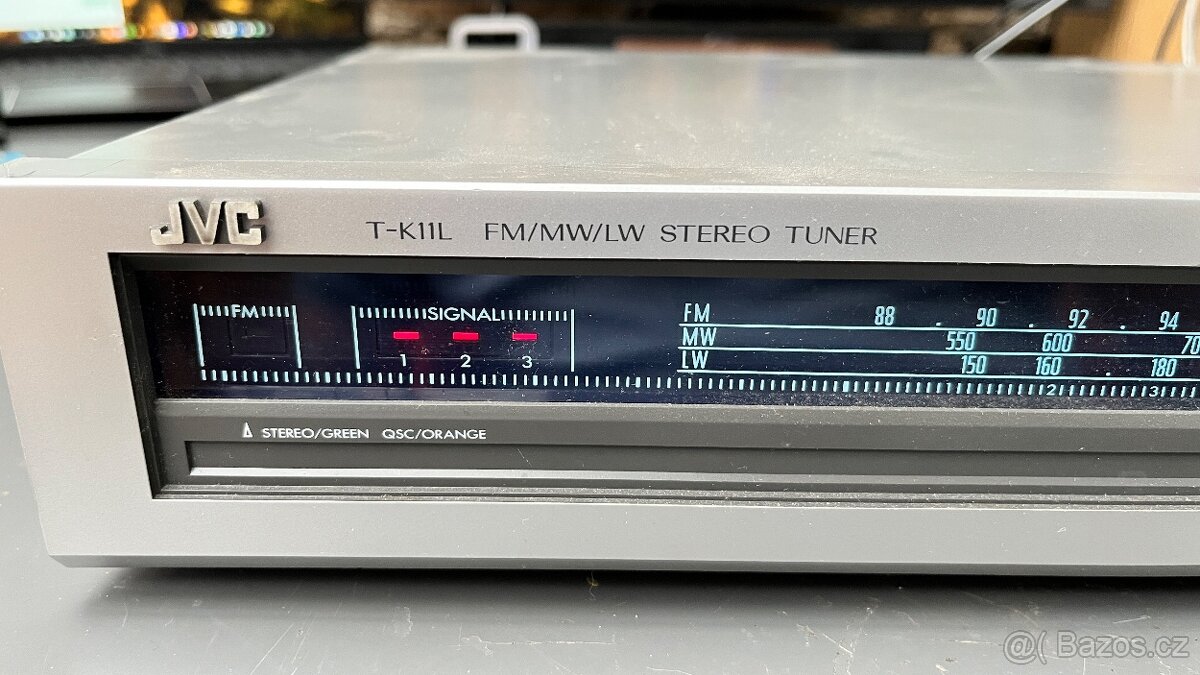 Tuner JVC - 2