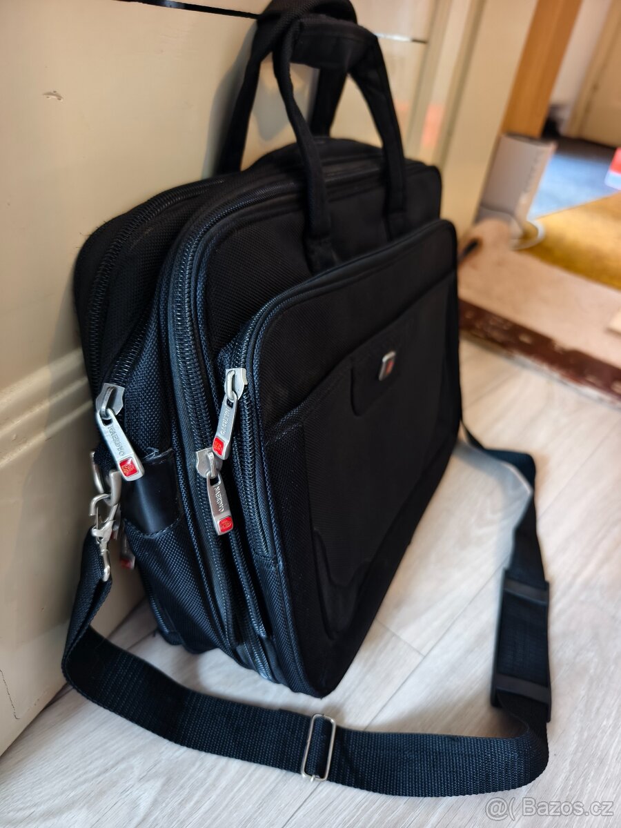 Prostorná Taška na notebook Dicota Nerdvo NR č.6 - 2