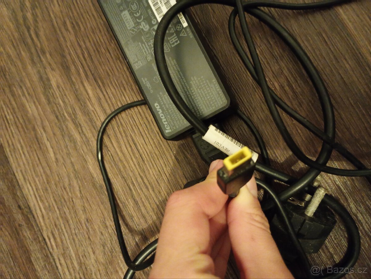 Originální nabíječka Lenovo 20V / 4.5A (90W) - 2