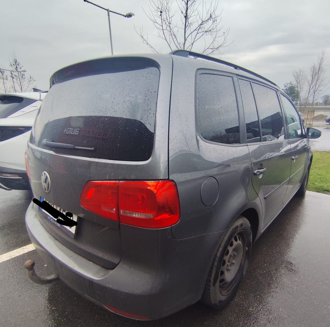 VW Touran 2.0 , 7 míst - 2