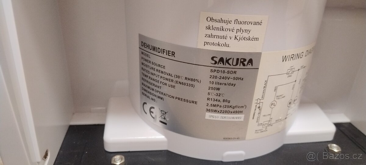 Odvlhčovač Sakura - 2