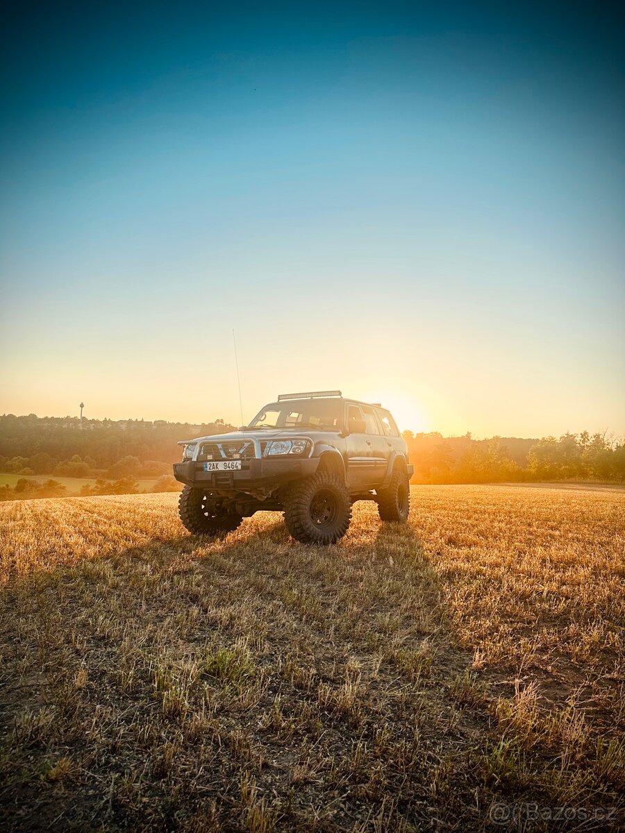 Nissan Patrol Y61