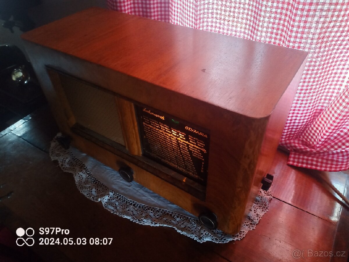 Starožitné plně funkční rádio Sachsenverk olympia 403wk - 2