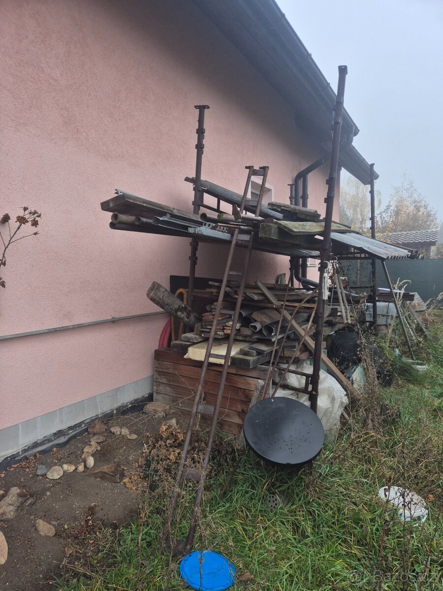 PRODAM LEŠENÍ HAKI OBDELNÍK - 2