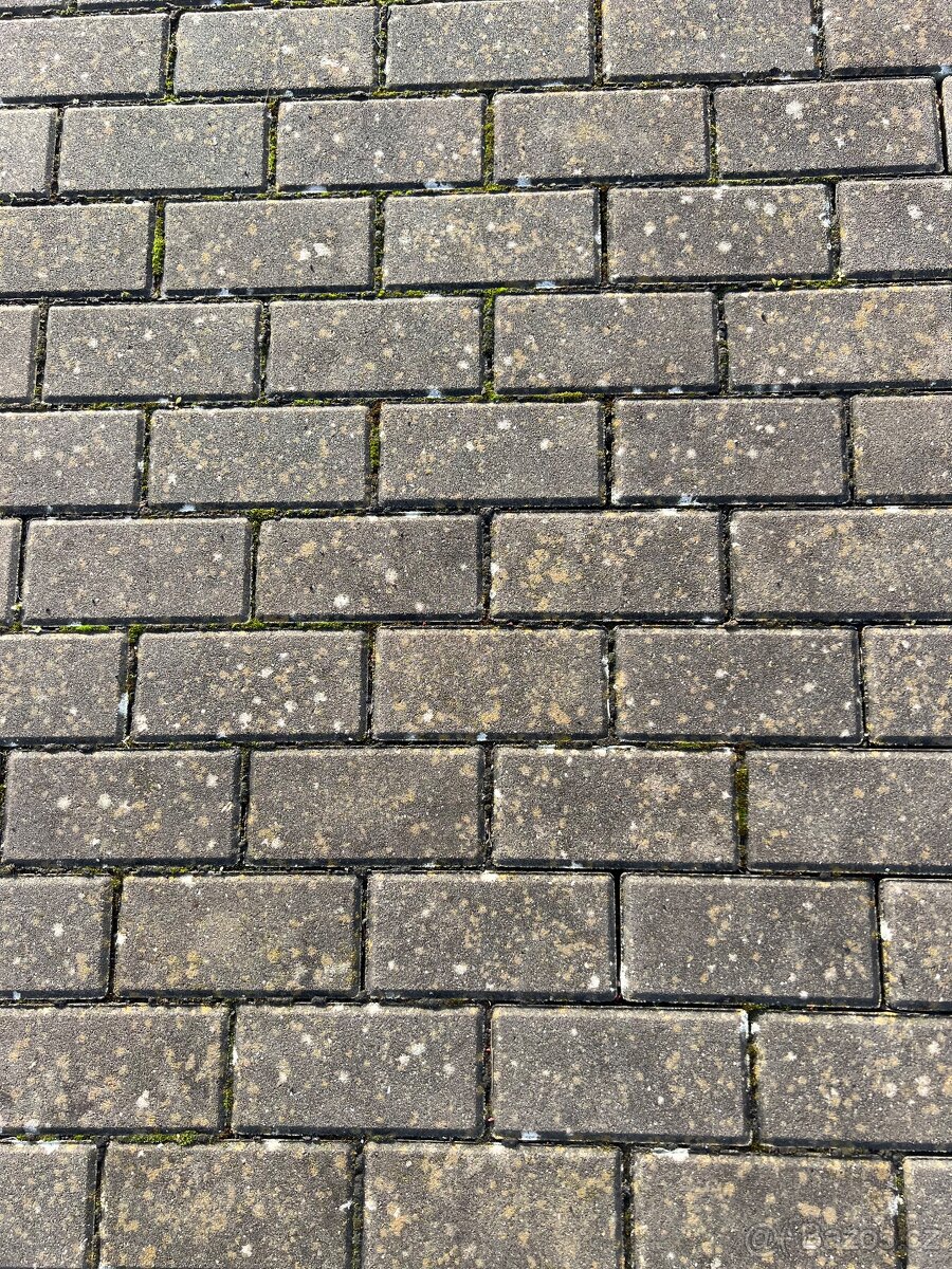 Zámková dlažba 60mm 340m2 - 2