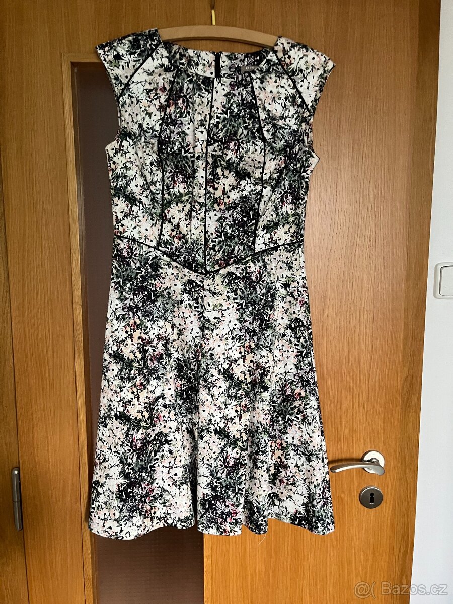 Pouzdrové šaty + sako ORSAY -M/38 - 2