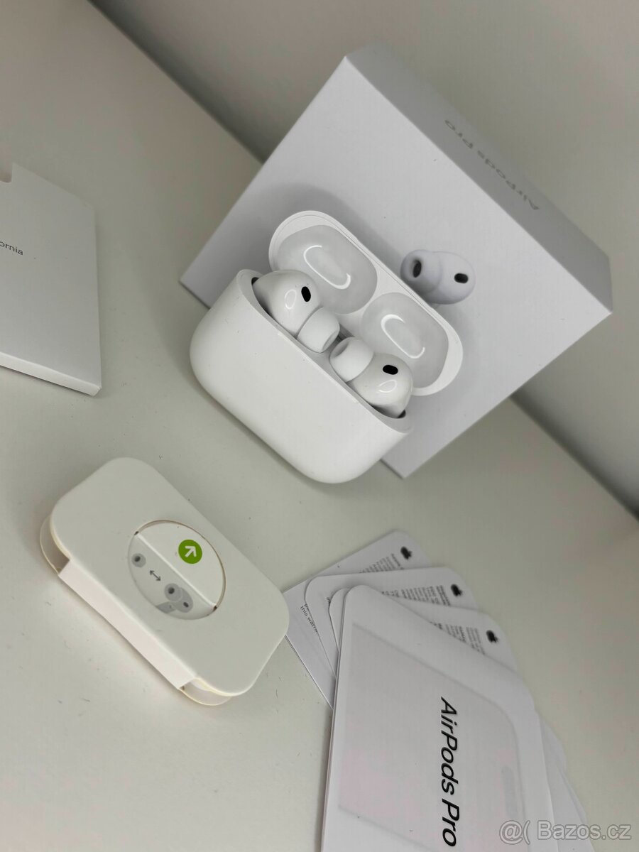 Apple AirPods Pro 3 - 2