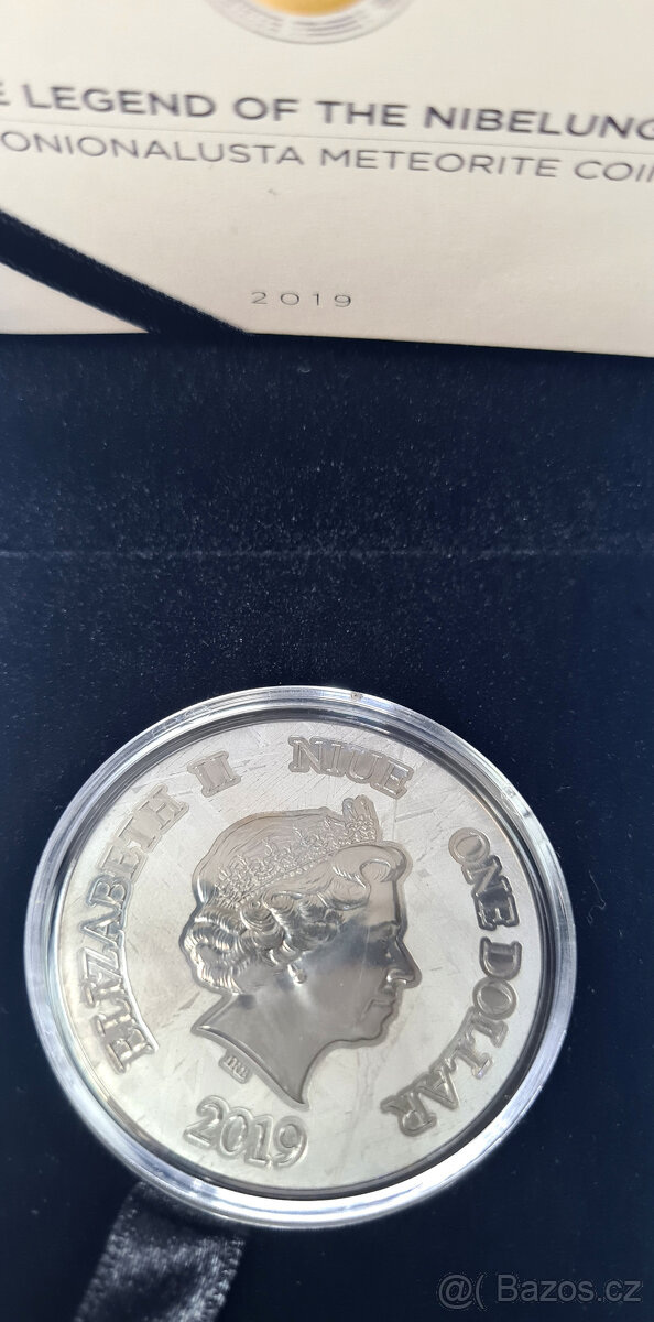 Sběratelská mince vyrobená z meteoritu Muonionalusta - 2