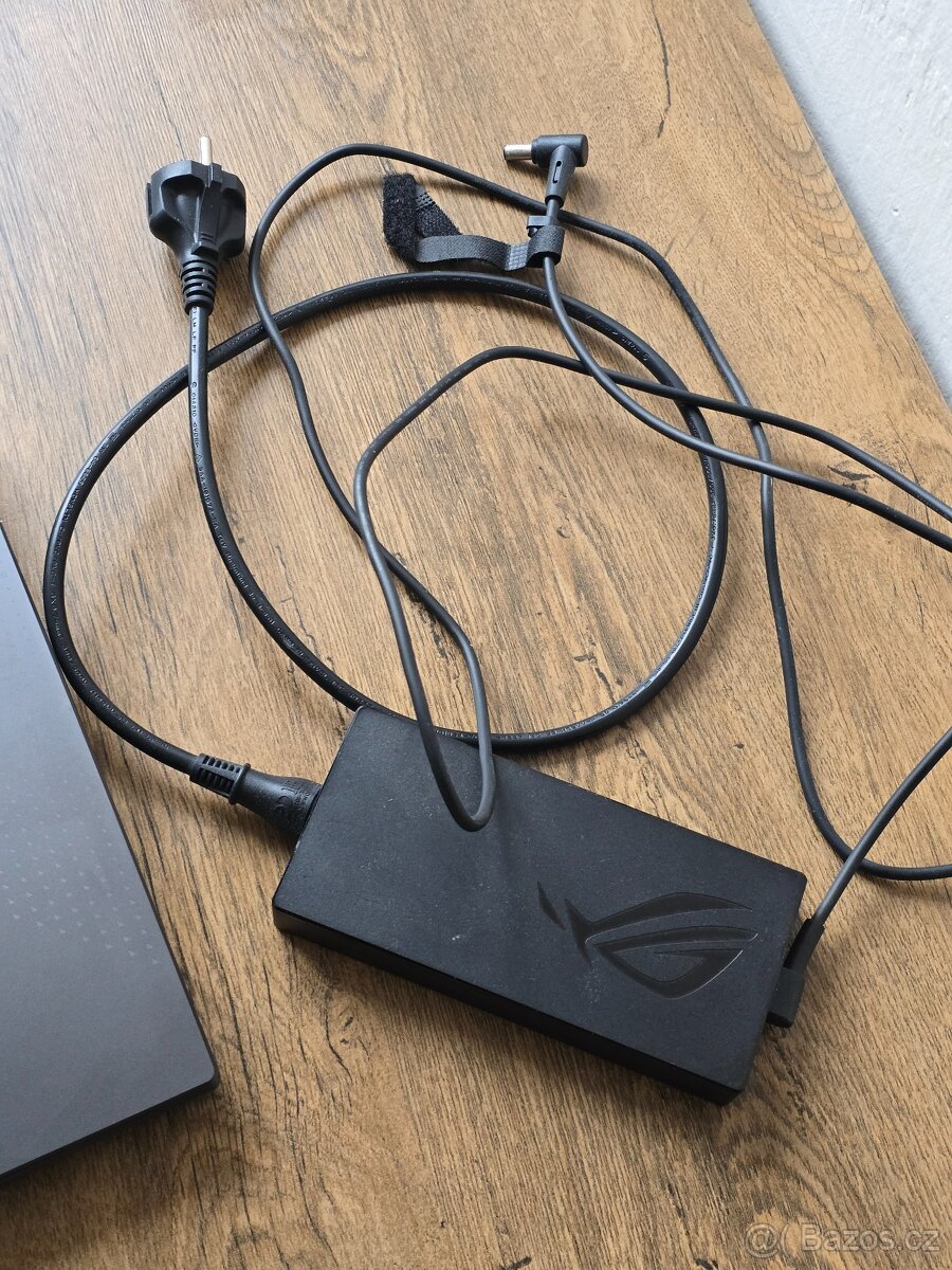 ASUS ROG Strix G15 G513RC-HN089W Eclipse Gray kovový - 2