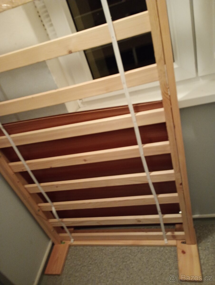 Rám postele s rošty 200x90 - 2