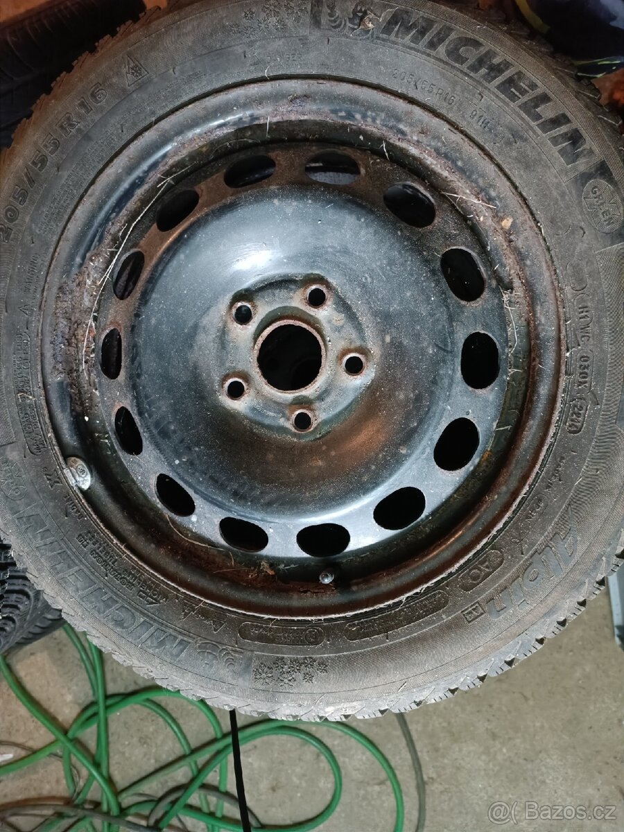 Zimní kola Škoda 4ks - 2