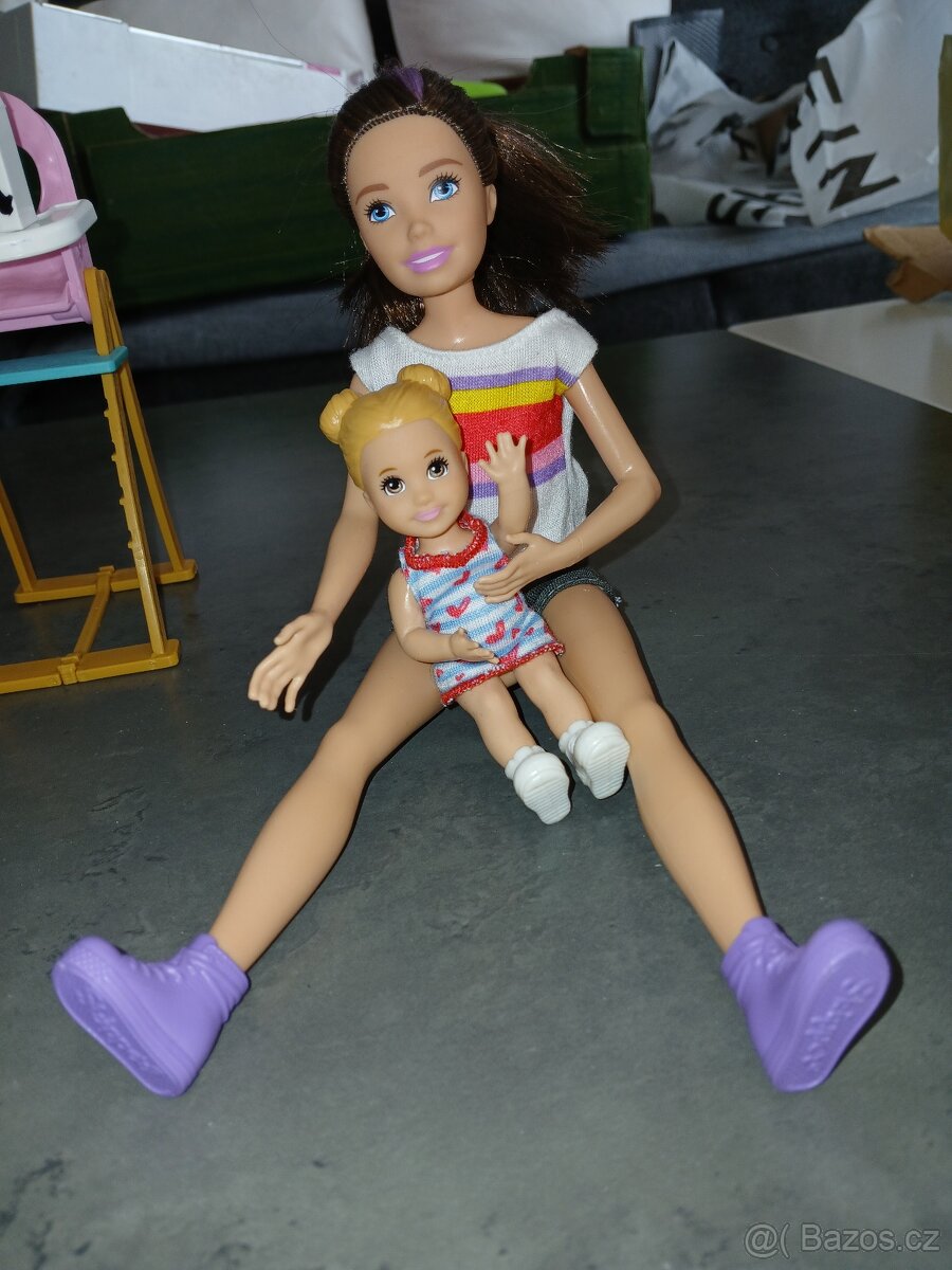 Barbie Skipper chůva - 2