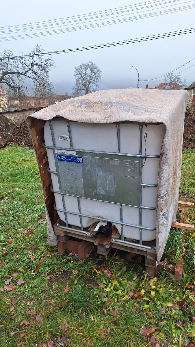 INC kontejner 1000l - 2