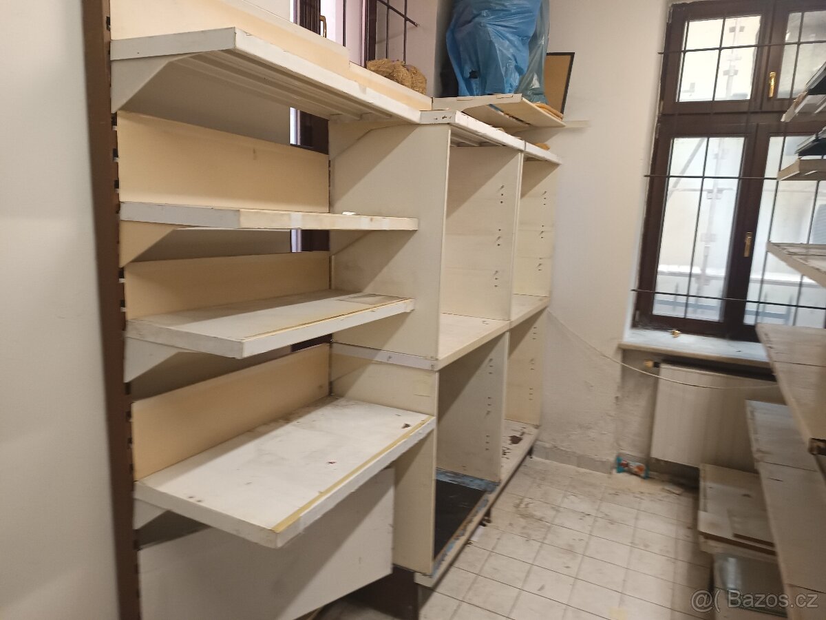 Regály do prodejny - 2