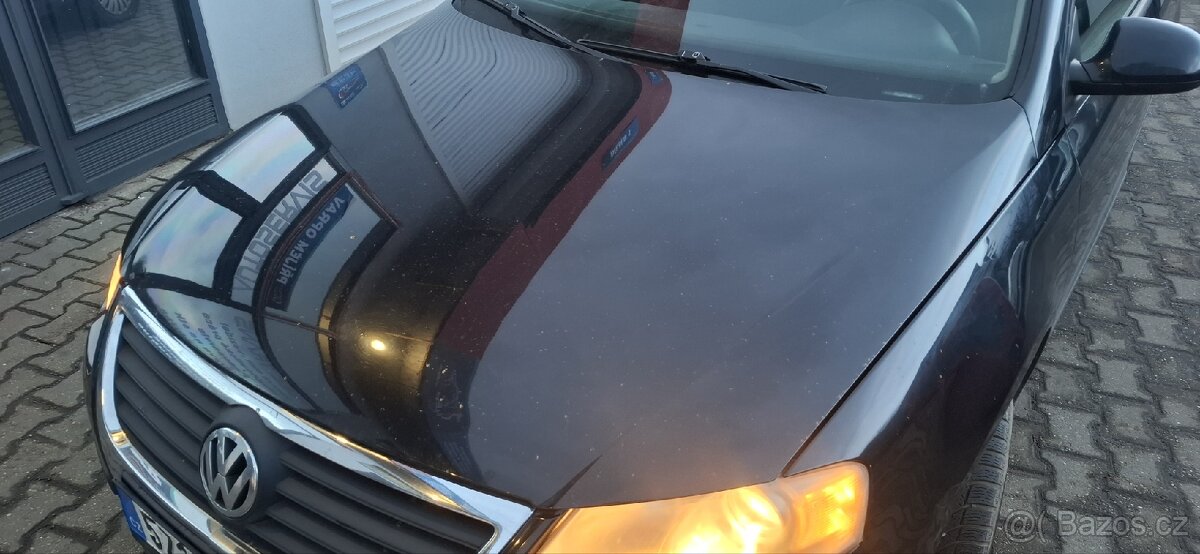 Volkswagen Passat - 2