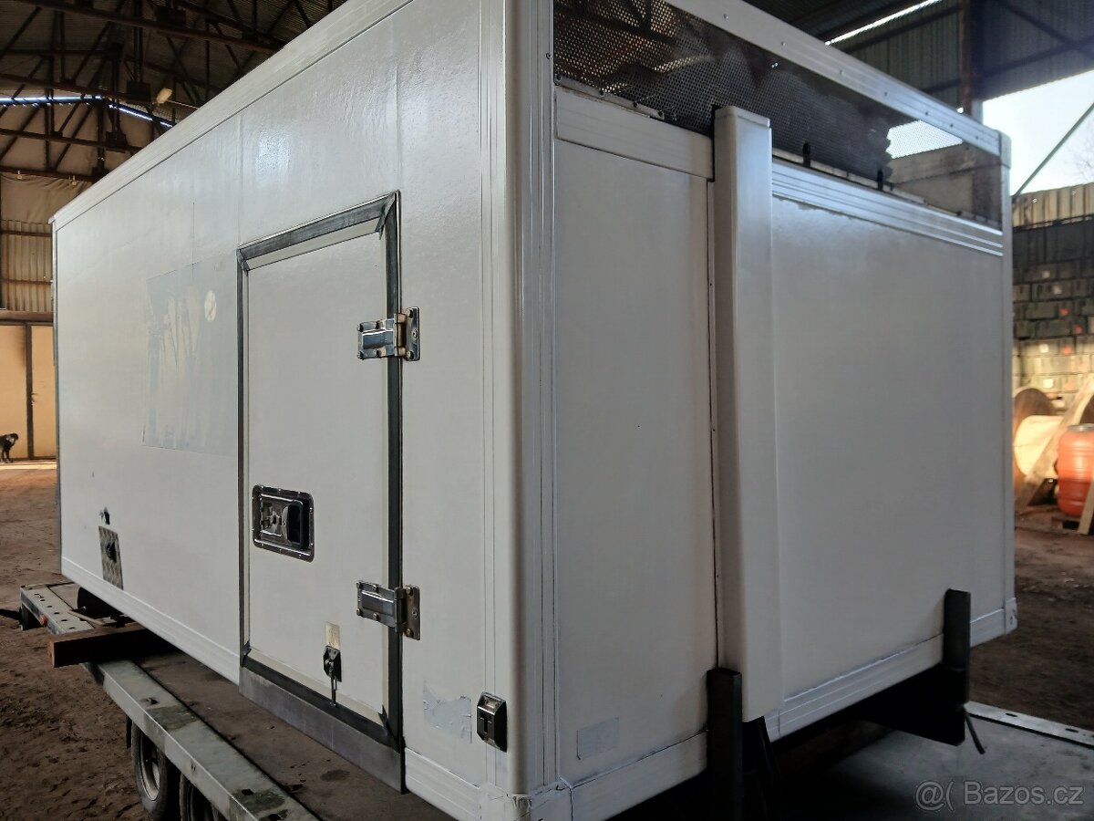 Skříňová nástavba - 2