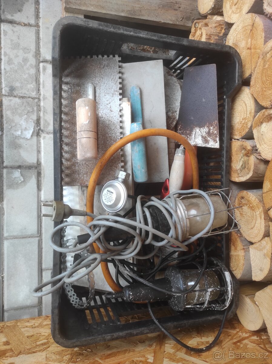 Zbytky ze stavby - 2