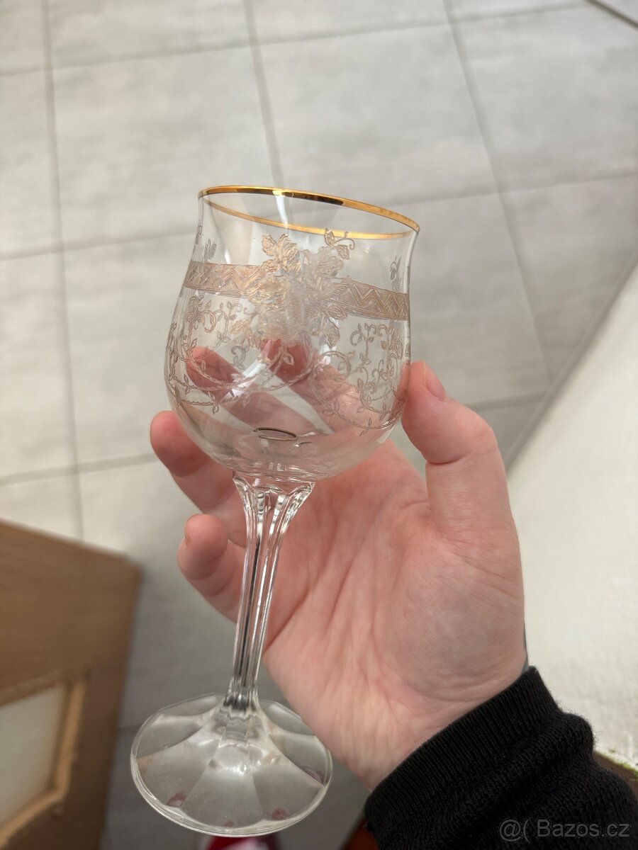 Retro sklenice na víno - 2