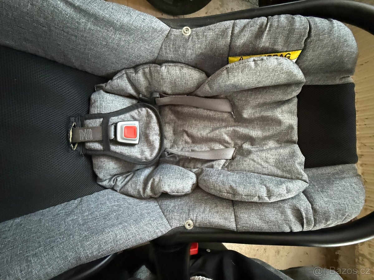 Autosedačky případně i s dvojkočárem - 2