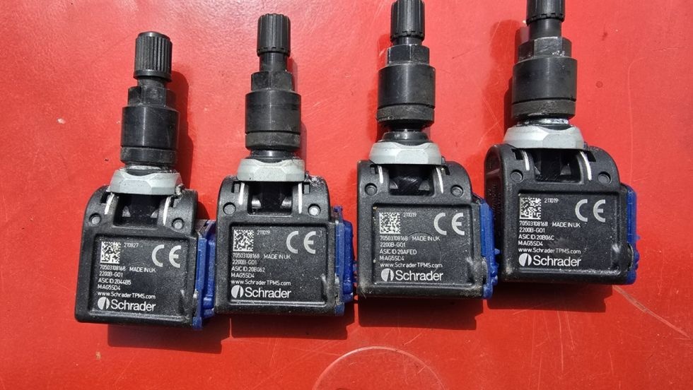 Snímač kola Ford Mustang - 2