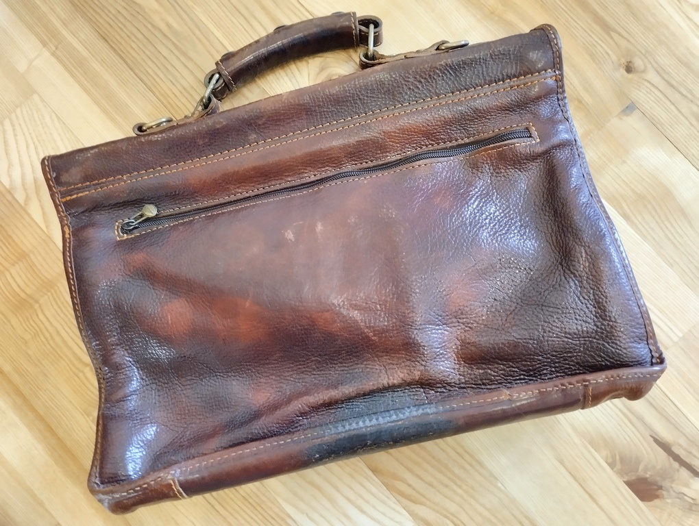 Retro aktovka z vepřovice - 2