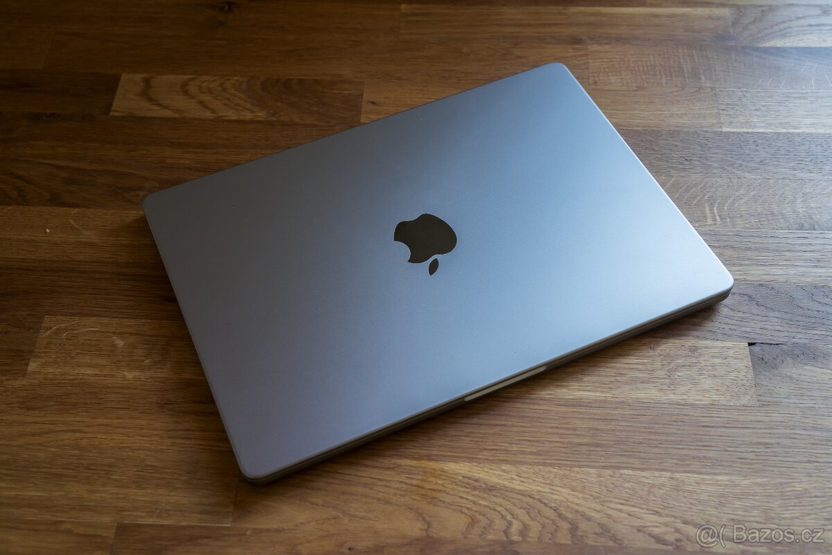 MacBook - Apple M1 PRO, 14" 16GB 512 SSD - 2