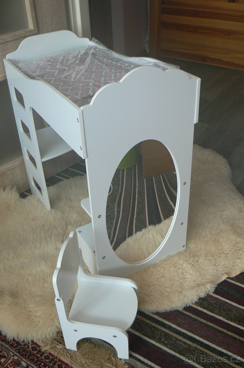 Dřevěná postýlka pro panenku - 2