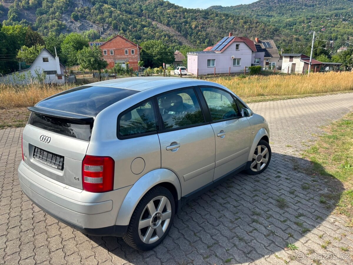 AUDI A2 1.4 55 KW, KLIMA, SERVISNÍ KNIHA - 2