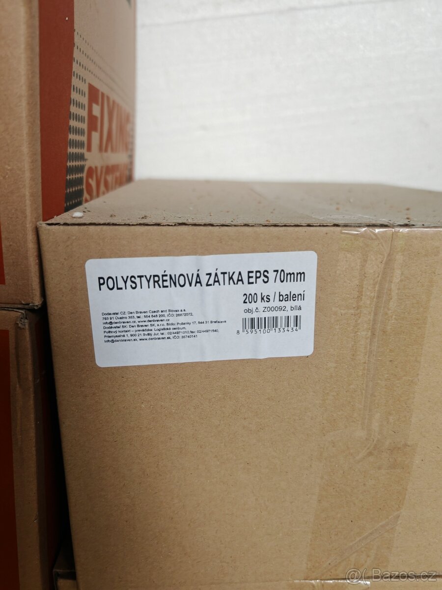 Talířová hmoždinka + zátky - 2