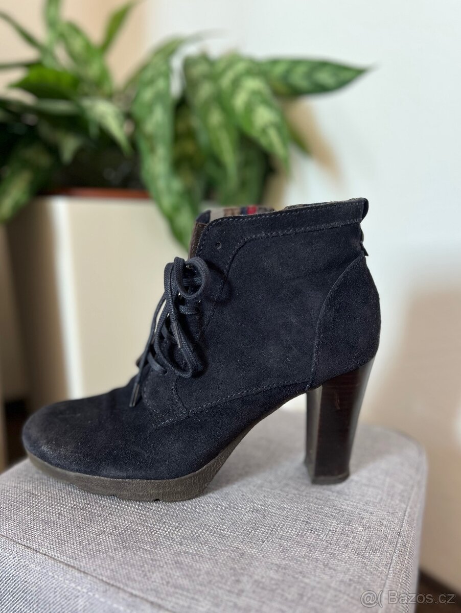 Tommy Hilfiger kožené zimní boty na podpatku - 2