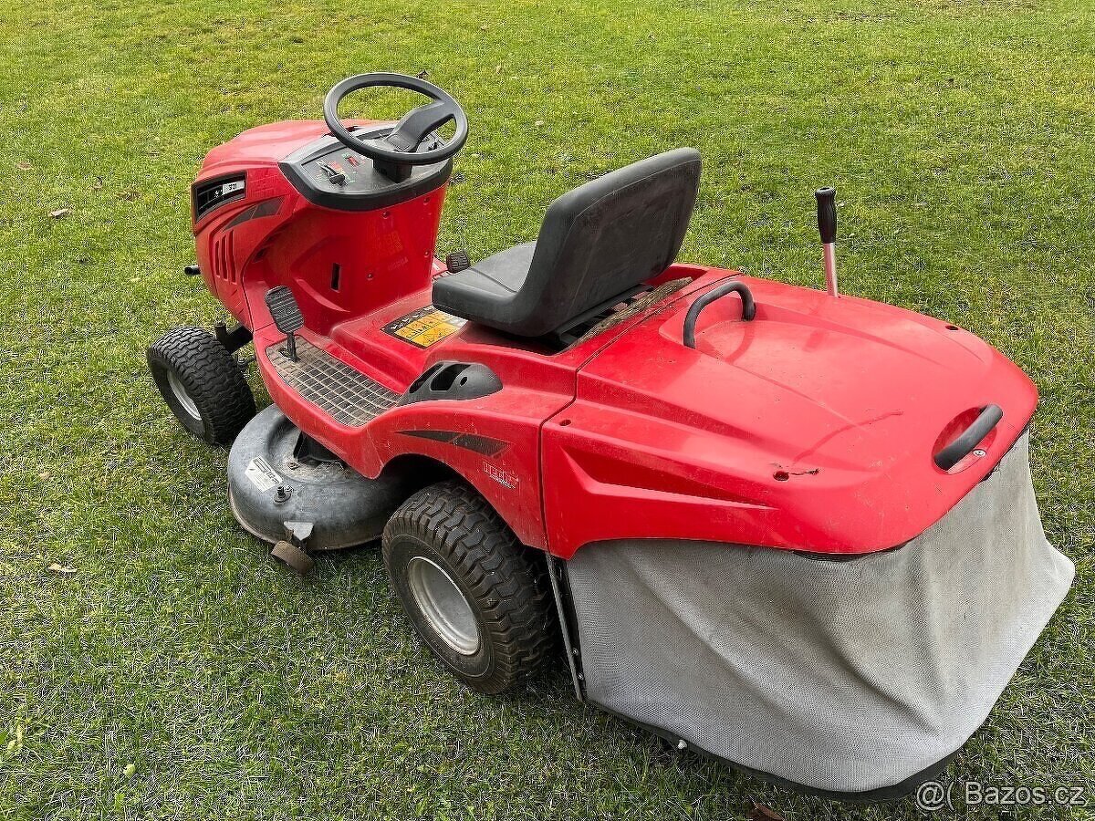 sekačka traktor Hecht 5727 - 2