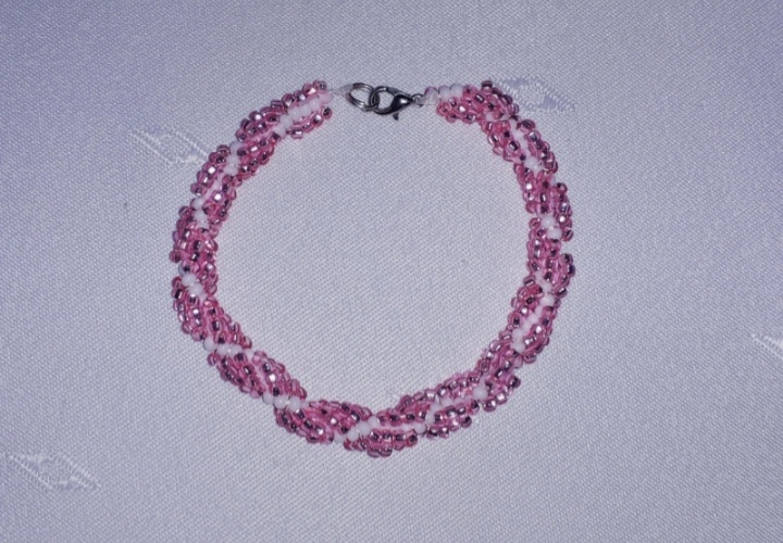 Výrobky z korálků nausnice + naramky - 2