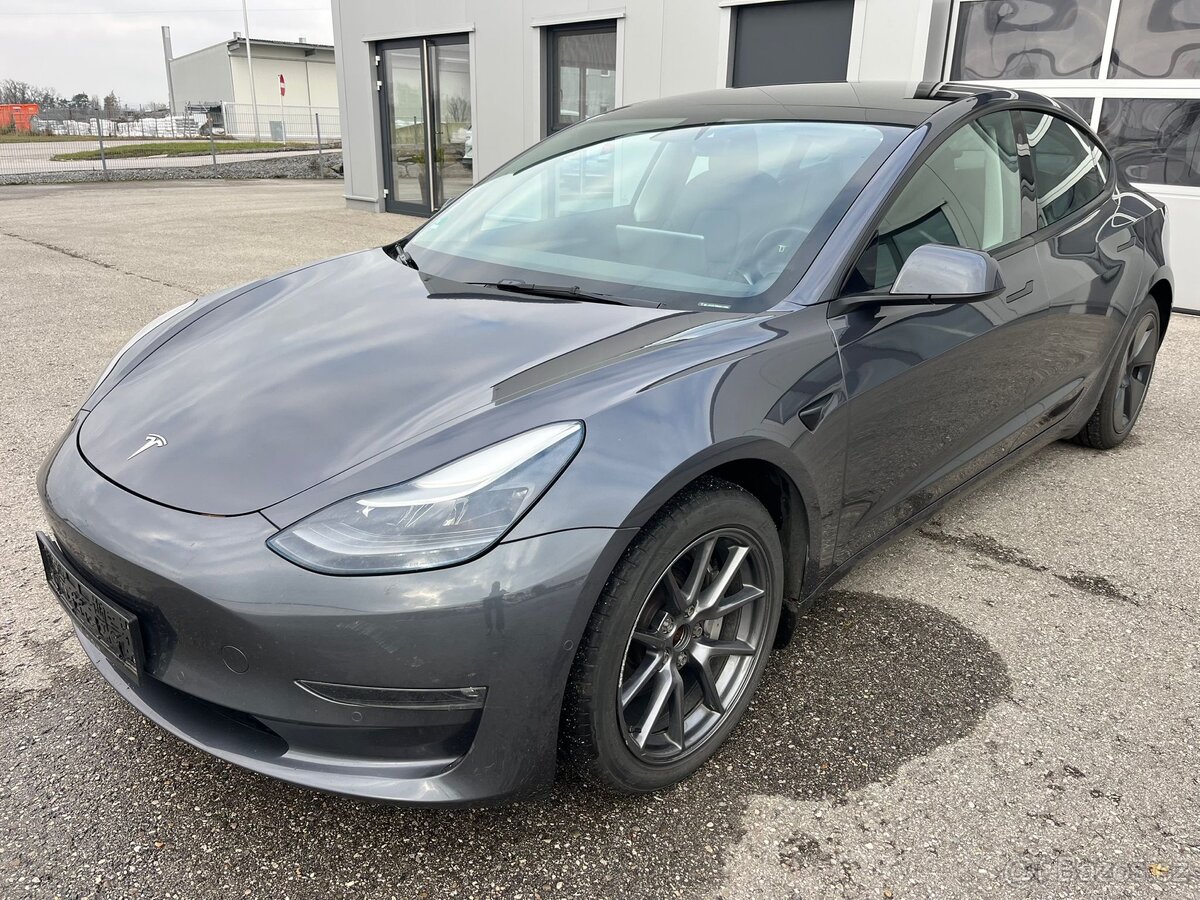 Tesla 3 LR AWD, 12/21, 173 Tkm, SoH89%, tažné, DPH - 2