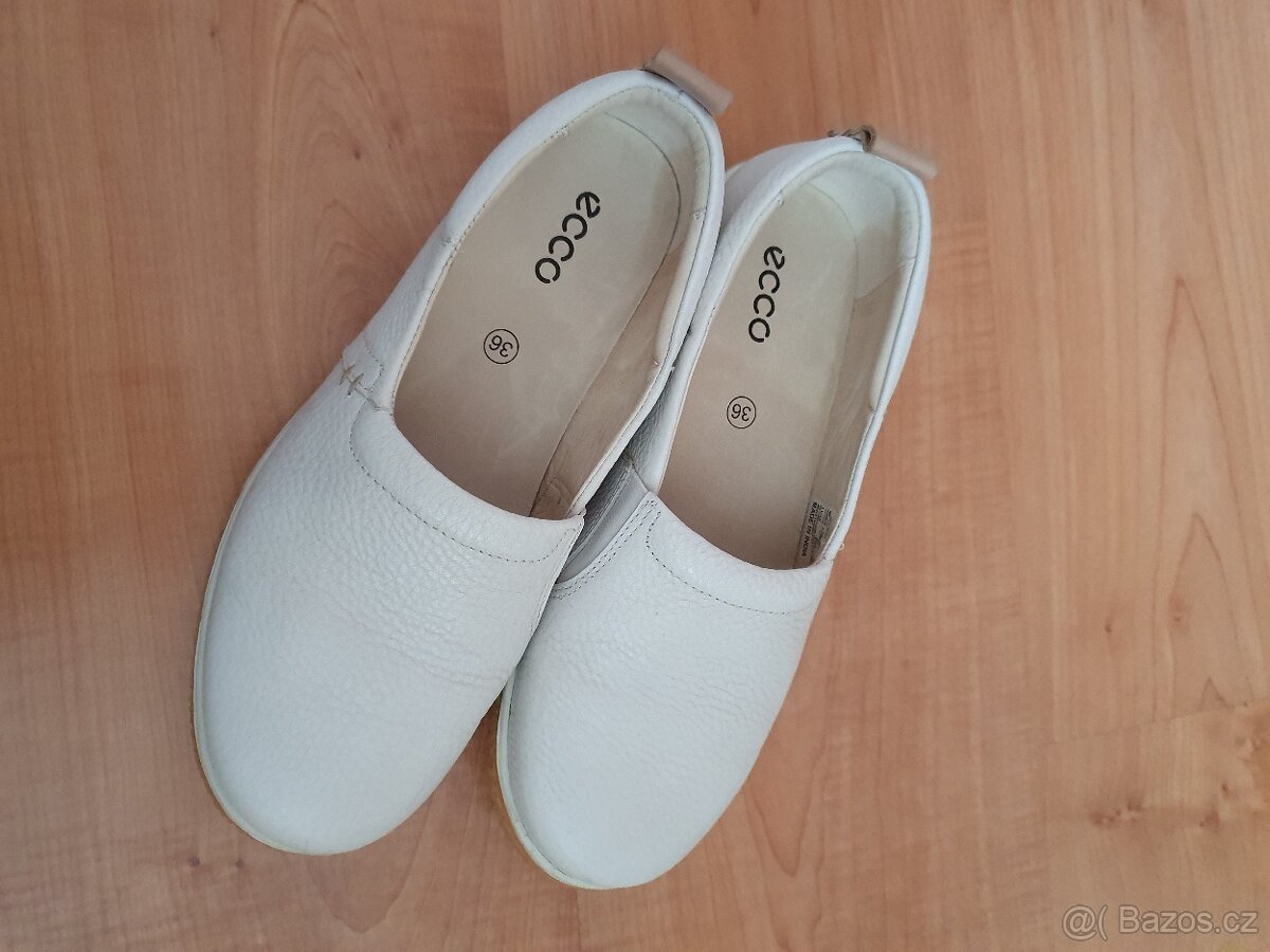 Bílé boty polobotky baleríny v.36 ecco top stav - 2