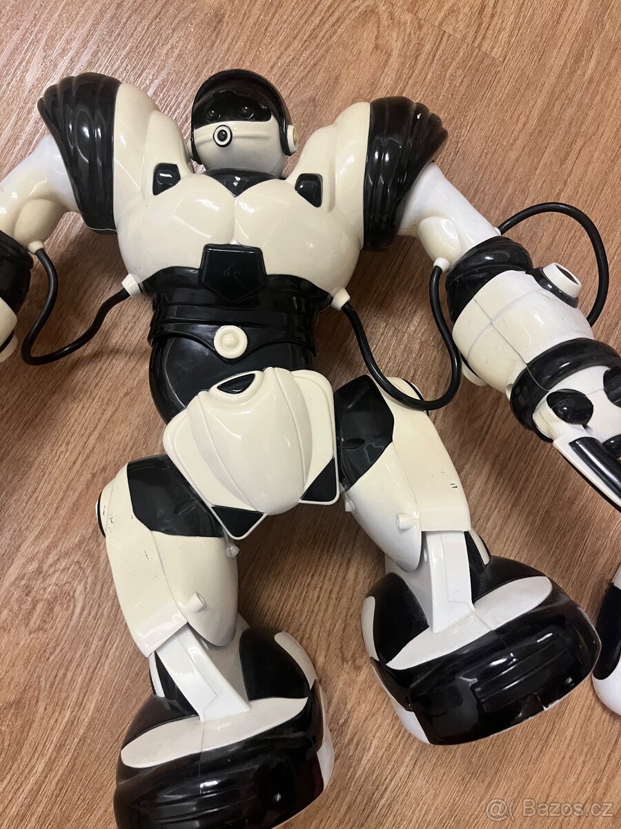 Robot s mnoho efekty RC robot ROBONE na dálkové ovládání - 2