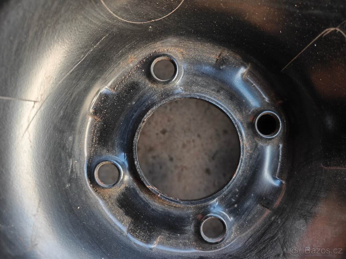 Prodám rezervní kolo 6Jx15H2 ET27 s letní pneu 195/65/R15 - 2