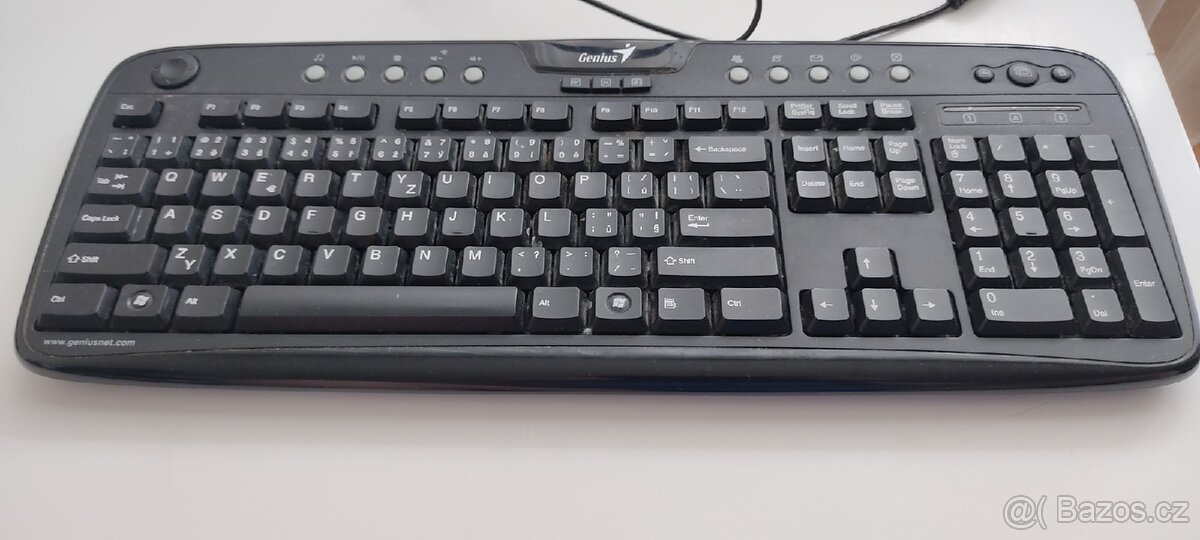 Prodám levně plně funkční klávesnicí Génius KB 320 e - 2