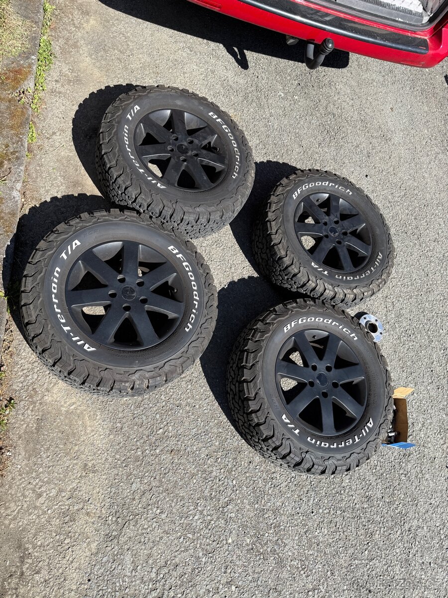 offroad sada R16 na VW T5/T6