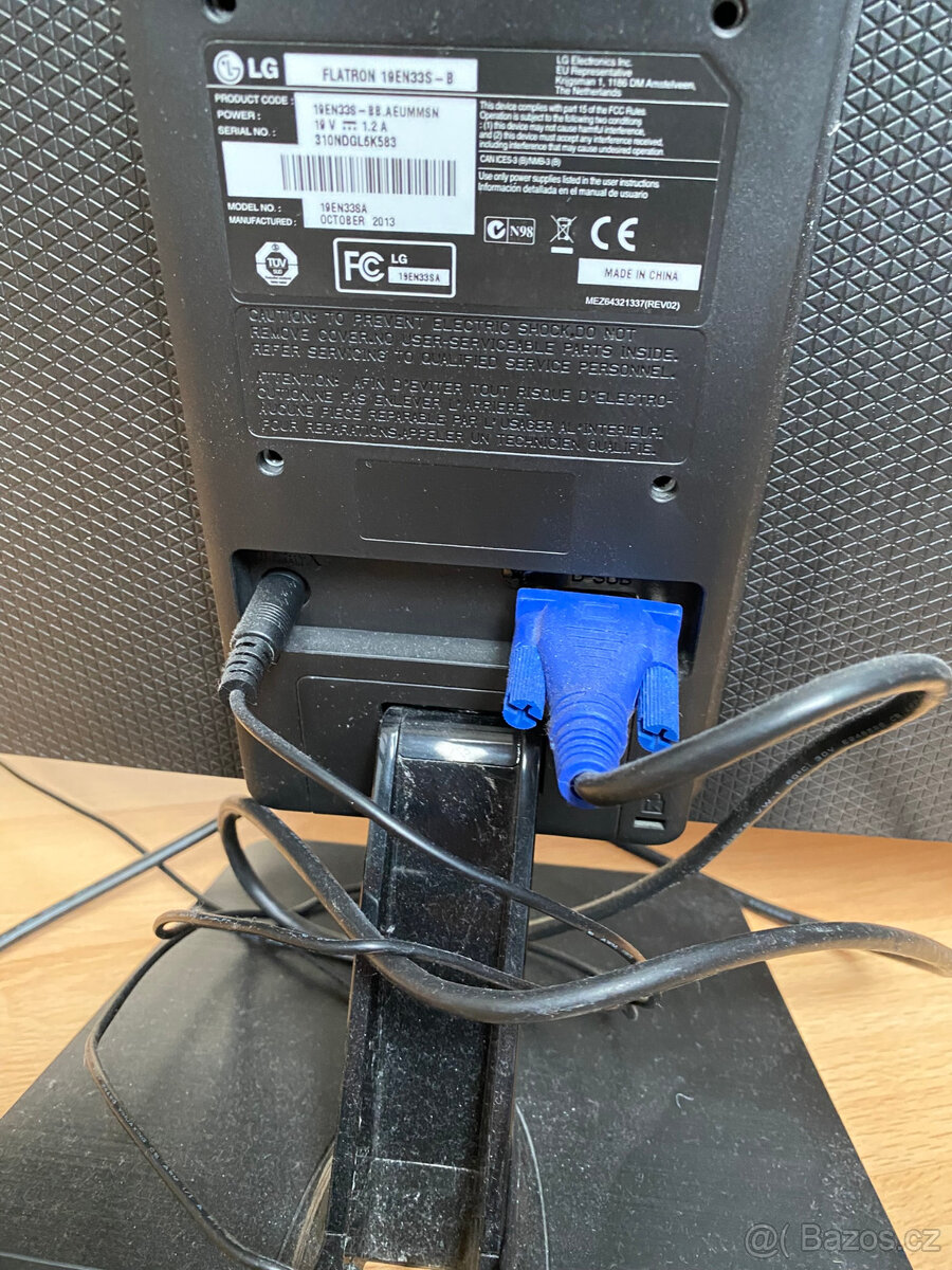 Monitor - LG 19EN33 LED - 2