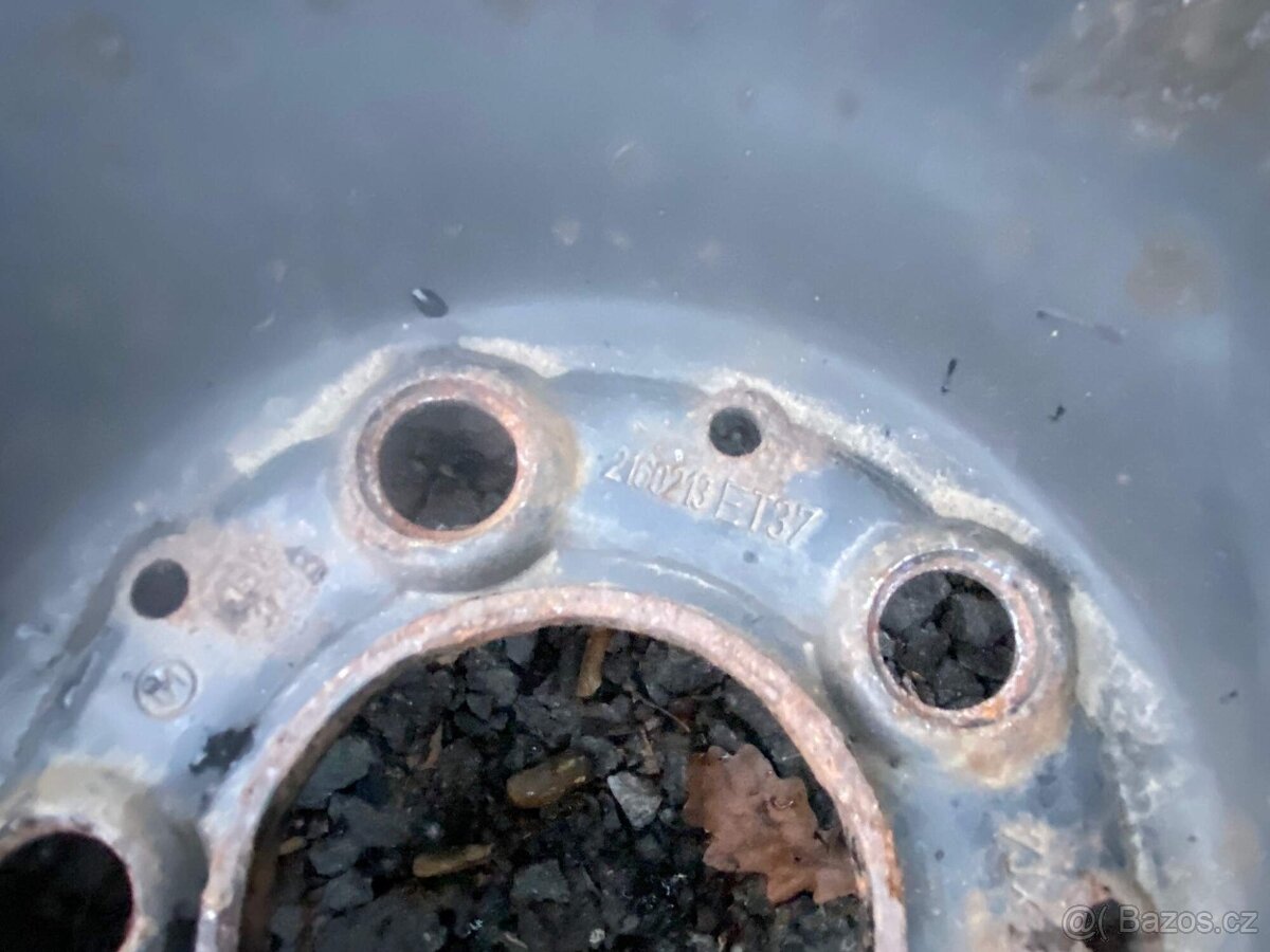 96. sada zimní kola 205/60/16 5x112 Mercedes E - 2