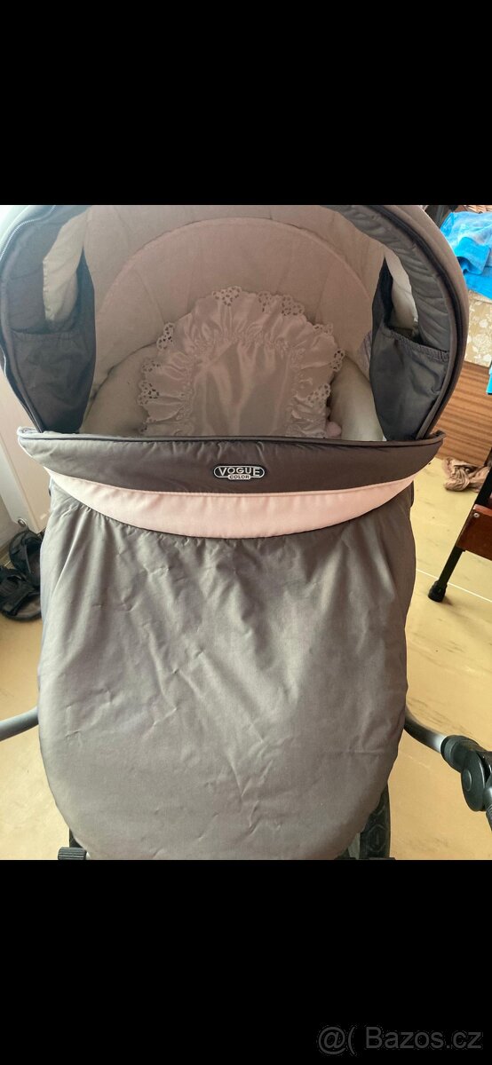 Dětský kočárek Vogue color - top stav - 2
