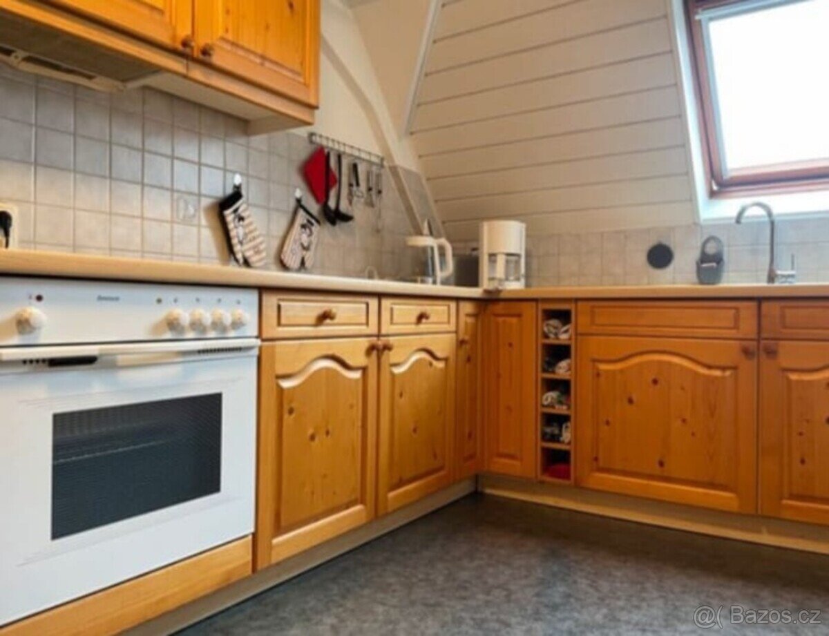 Borovicová kuchyně se spotřebiči, 5153 - 2