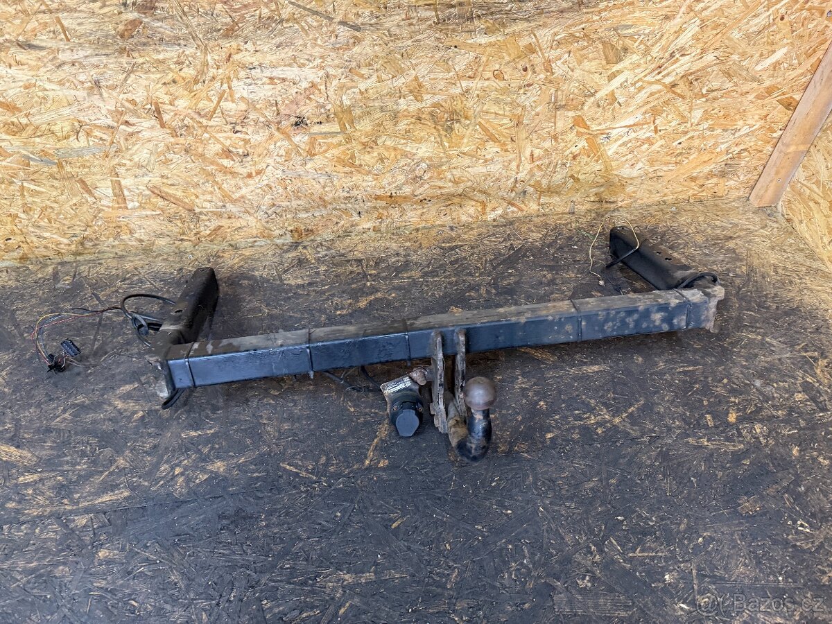 TAŽNÉ ZAŘÍZENÍ VW PASSAT B5.5 KOMBI - 2