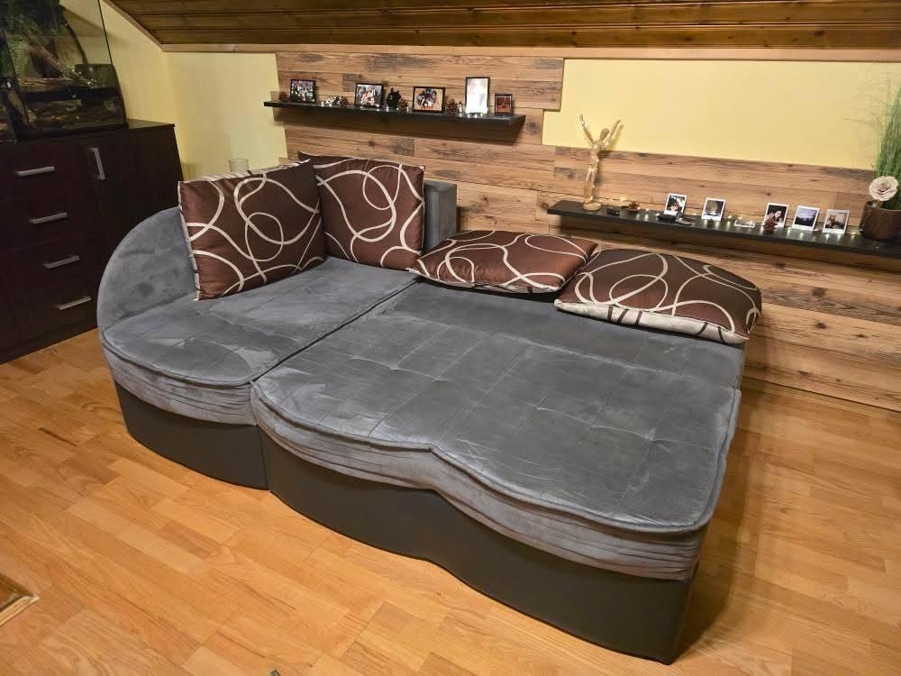 Rozkládací gauč - velmi dobrý stav - 2